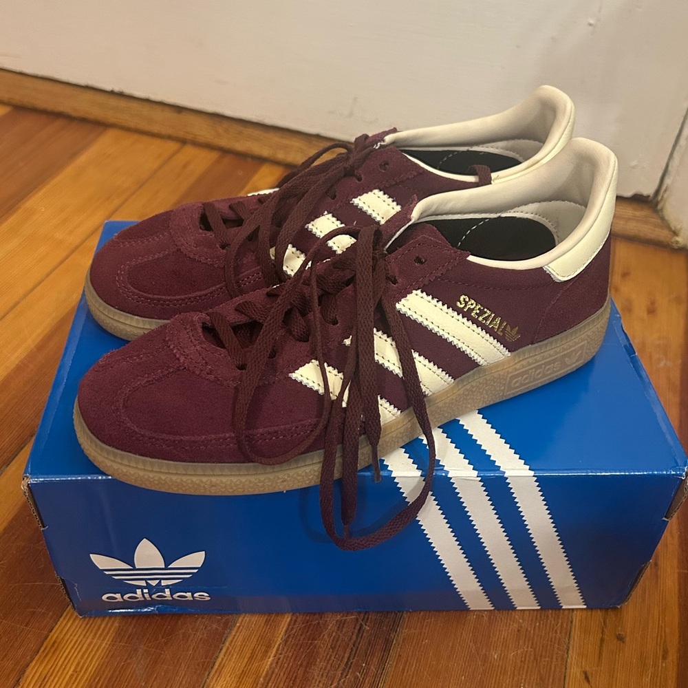 adidas Originals Handball Spezial sneakers in burgundy - Picture 5 of 15